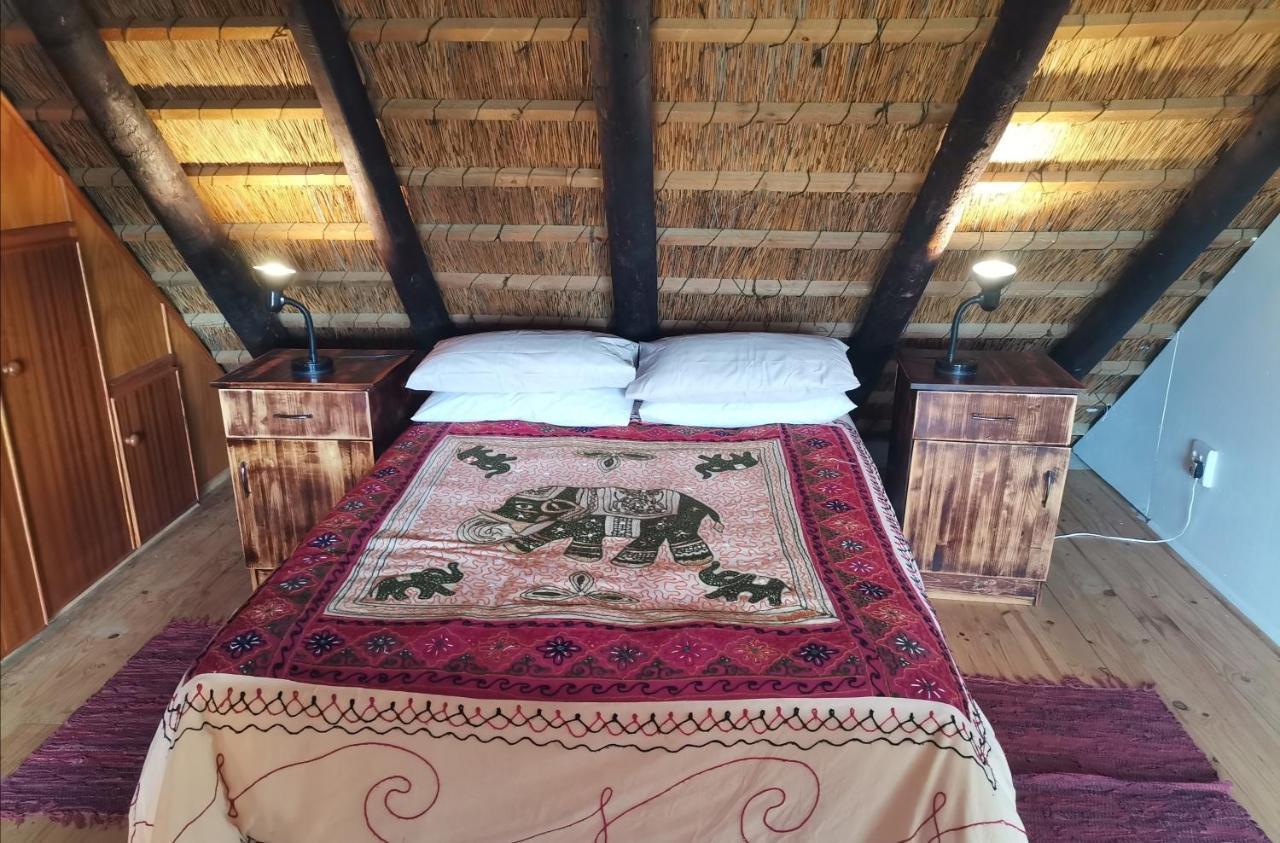 Chilli Moon B&B Stilbaai Buitenkant foto